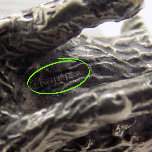 Vintage Italian Handmade Genuine Silver Sitting Cat Figurine Miniature Sculpture, Made in Tuscany (Arezzo, Italy) For Sale - Image 9 of 11