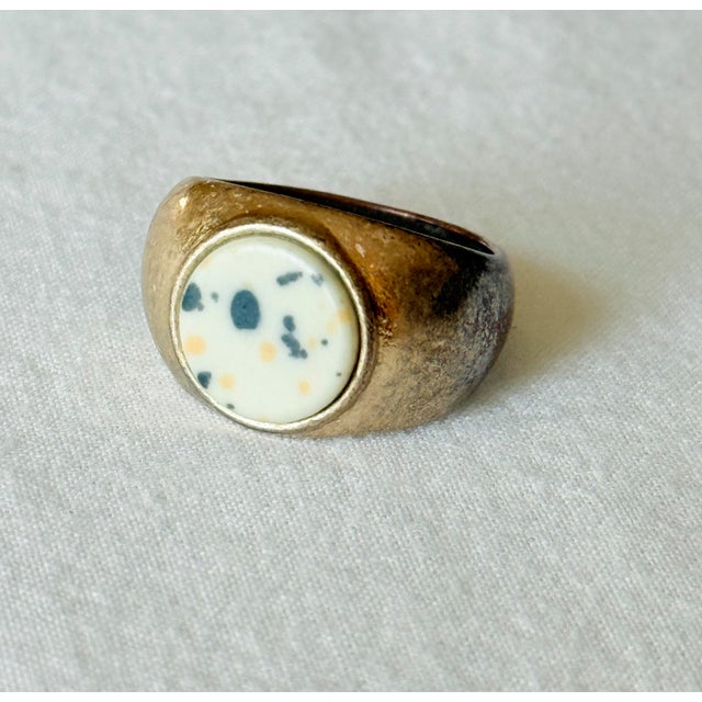 Vintage Style Mini Charm Ring Collection, Mixed-Metal Costume Jewelry For Sale - Image 11 of 17
