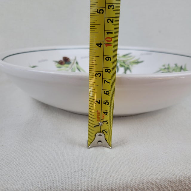 White Late 20th Century Williams Sonoma Olea Europaea Pasta Serving Bowl Olive Branch 13 Inch For Sale - Image 8 of 9