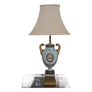 Mottahedeh Vintage Federal Porcelain Urn Table Lamp For Sale