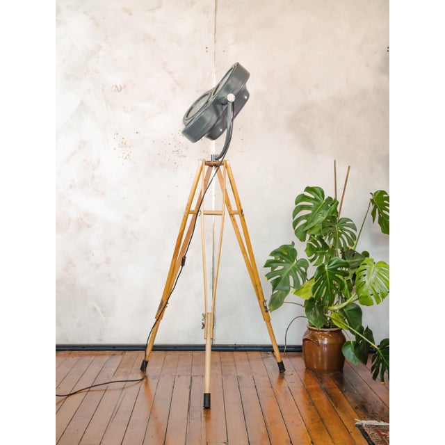 Gray Surgical Hospital Floor Spotlight by Heraeus Hanaulux, London, 1990s For Sale - Image 15 of 16