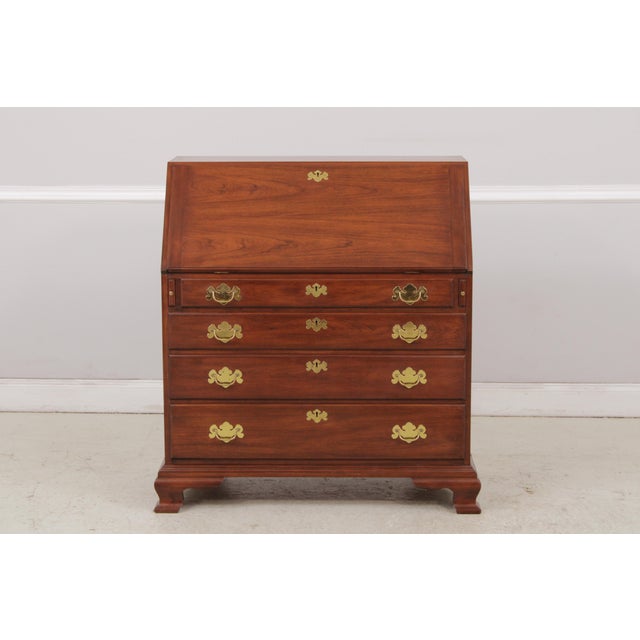Age: C.1988 Details: Finish no.24 Cherry Bracket Feet Dovetailed Drawer Construction High Quality Construction Chippendale...