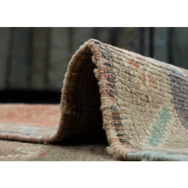 Textile Turkish Vintage Rug 3'5" x 5'9" #17419 For Sale - Image 7 of 8