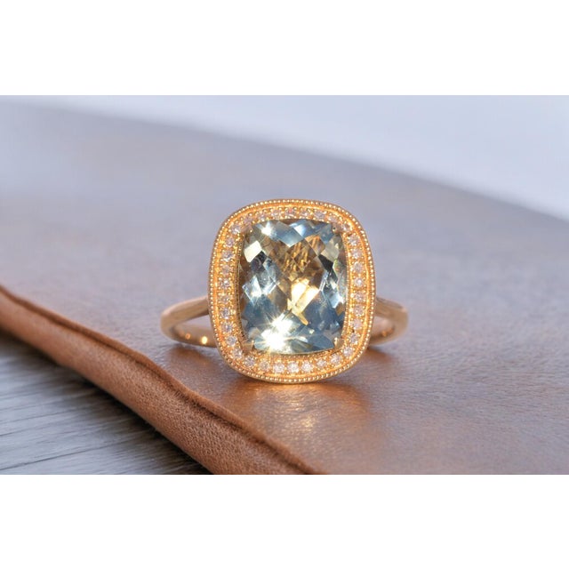 Contemporary Praisiolite and Natural Diamond Halo Ring in Yellow Gold For Sale - Image 3 of 11