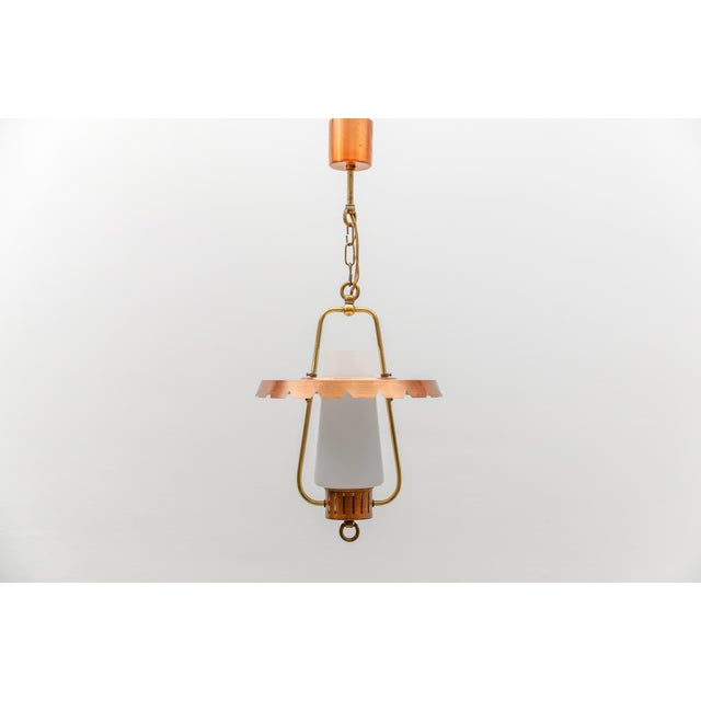 Ceiling lamp in copper and opaline glass, 1950s mid-century modern fully functional. the lamp need 1x e27 / e26 edison...