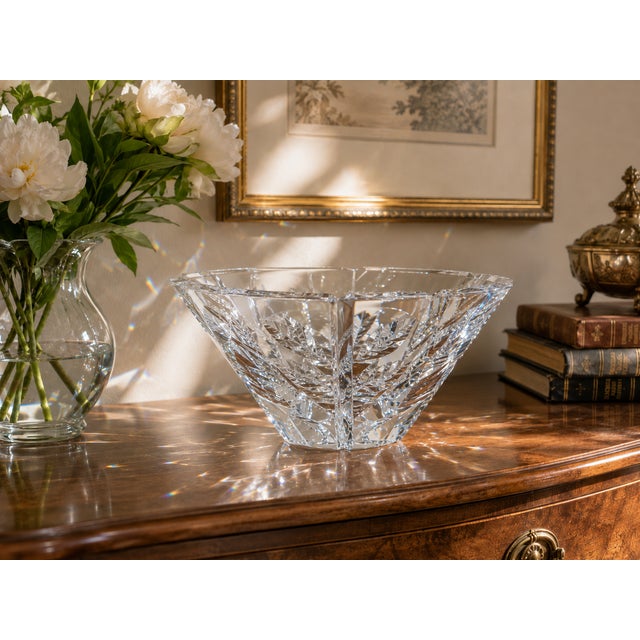 Orrefors Vintage Orrefors Gunnar Cyrén Signed Leaf-Cut 10" Crystal Bowl, Sweden For Sale - Image 4 of 9