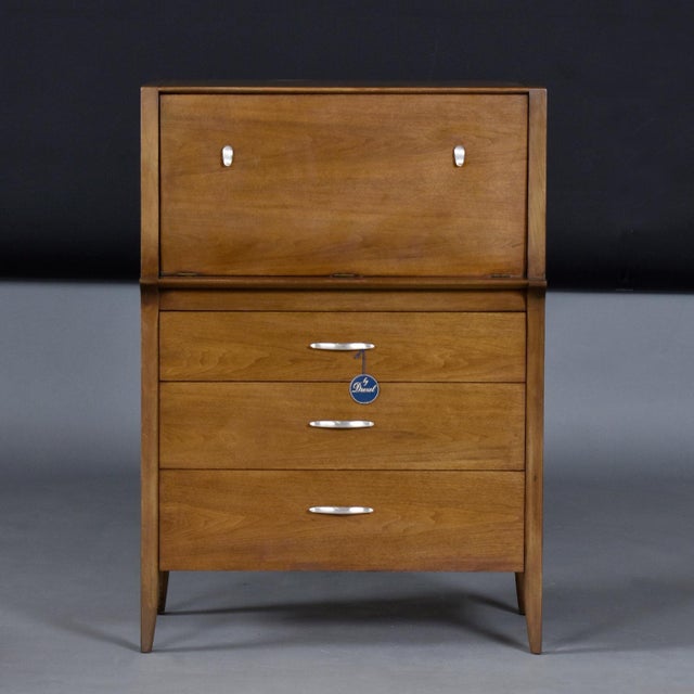 Drexel 1950s John Van Koert Drexel Profile K12 Gentlemen’s Chest Dresser With Tag For Sale - Image 4 of 12