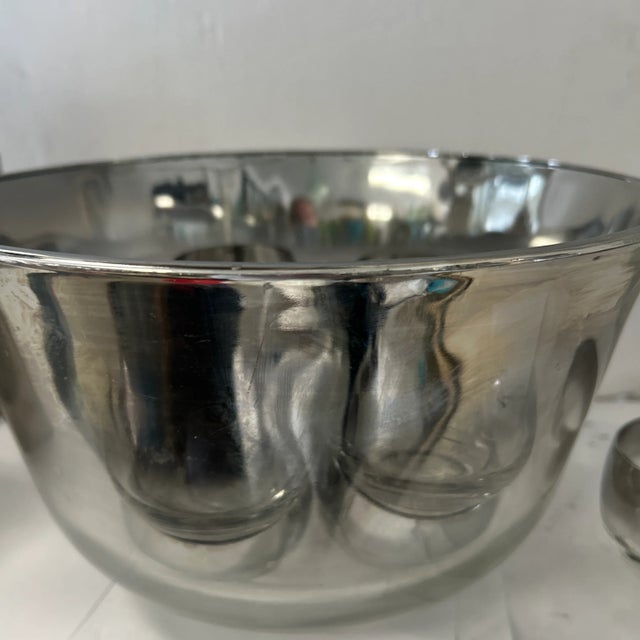 1960s Silver Fade Punch Bowl Set After Dorothy Thorpe- 12 Pieces For Sale In Miami - Image 6 of 6