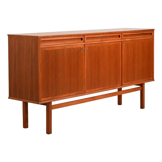Scandinavian Teak Sideboard with Sculptural Drawers, 1950s For Sale