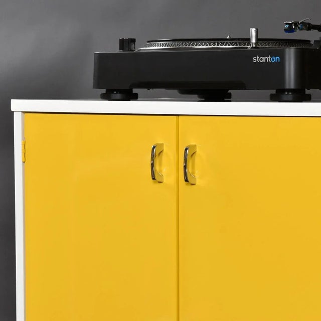 Restored 1970s Yellow and White Broyhill Chapter One Record Media Cabinet For Sale - Image 10 of 14