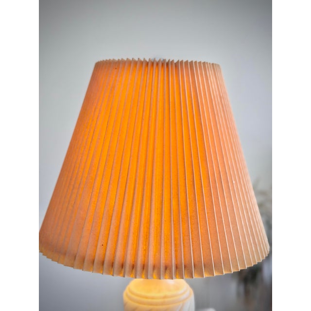 Neoclassical Vintage Italian Neoclassical Style Carved Alabaster Table Lamp With Pleated Lamp Shade For Sale - Image 3 of 11