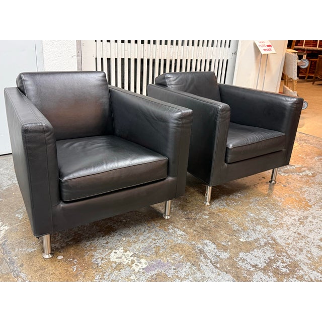 Italian Rodolfo Dordoni for Minotti Copenhagen Leather Armchairs, Pair For Sale - Image 3 of 12