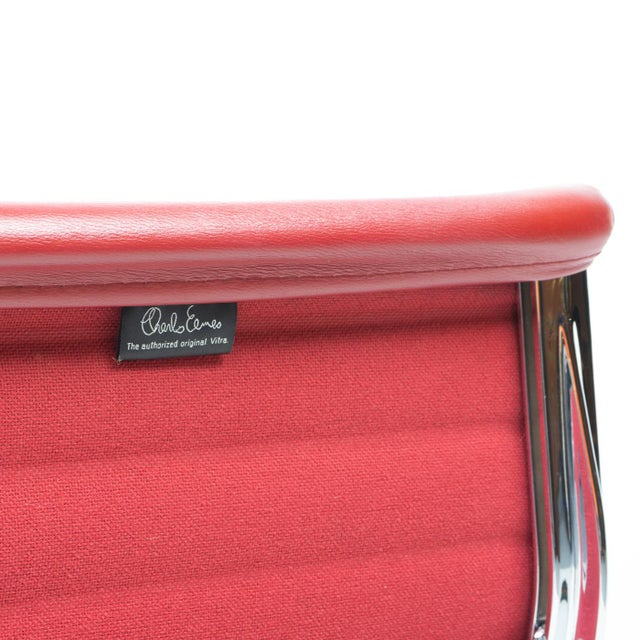 Metal Eames Alu Group Office Chair EA119 by Vitra For Sale - Image 7 of 14