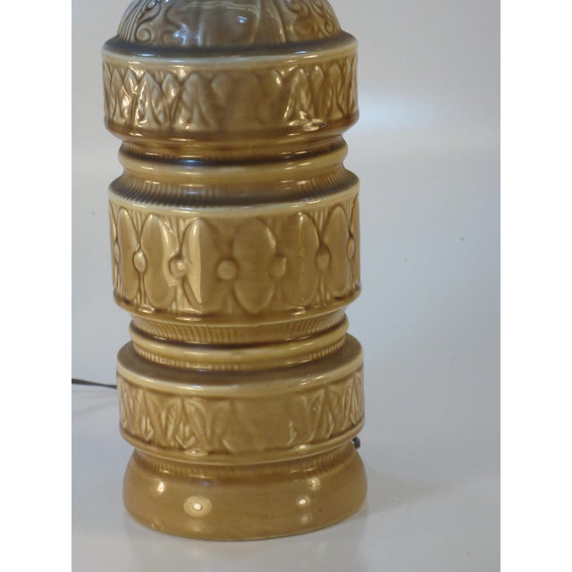 1960s Mid Century Modern Hollywood Regency Ceramic Table Lamp For Sale - Image 6 of 13