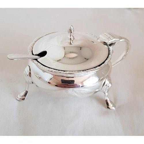 Metal Georgian Sterling Silver Cruet from Edward Barnard & Sons, 1937, Set of 3 For Sale - Image 7 of 18