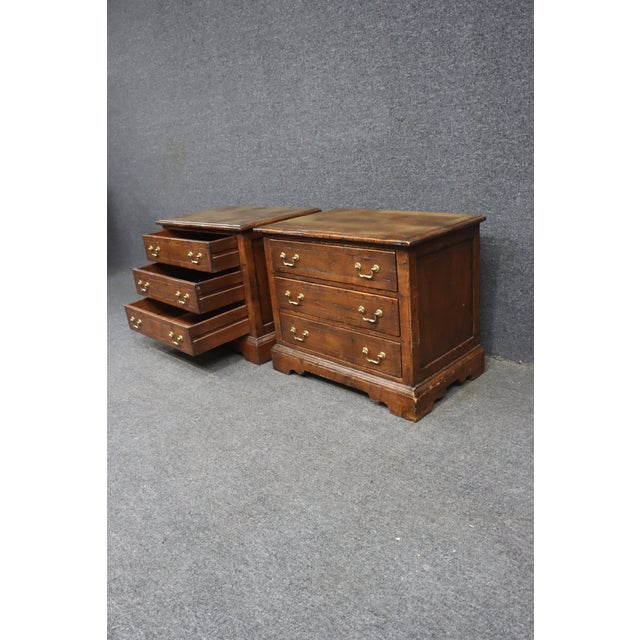 Traditional Pair of Guy Chaddock Melrose Collection Cherry Three-Drawer Nightstands For Sale - Image 3 of 9