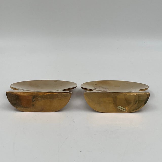 Mid 20th Century Venetian Grotto Seashell Scallop Shell Brass Bookends or Doorstops - A Pair For Sale In New York - Image 6 of 7