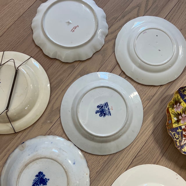 Antique English, Japanese & Chinese Imari Style Plate Collections- Set of 10 For Sale - Image 11 of 11
