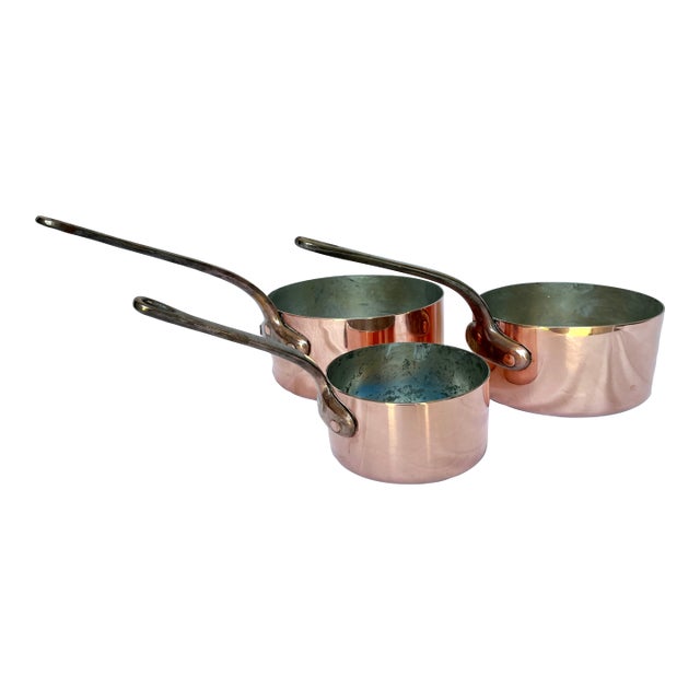 Vintage French Copper Saucepans - Set of 3 For Sale