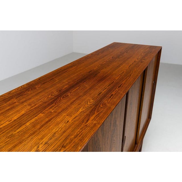 Model 19 Highboard in Rosewood by Gunni Omann for Omann Jun, Denmark, 1960 For Sale - Image 12 of 18
