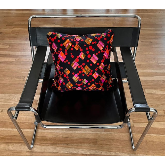 Pair of Bright Vintage Pillows For Sale In Austin - Image 6 of 10