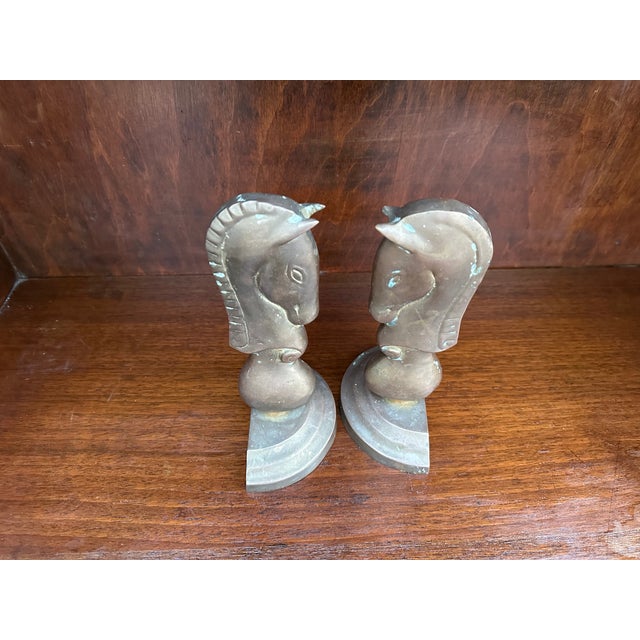 Pair of Mid Century Brass Vintage Deco Style Horse Head Knight Chess Bookends For Sale In Los Angeles - Image 6 of 8