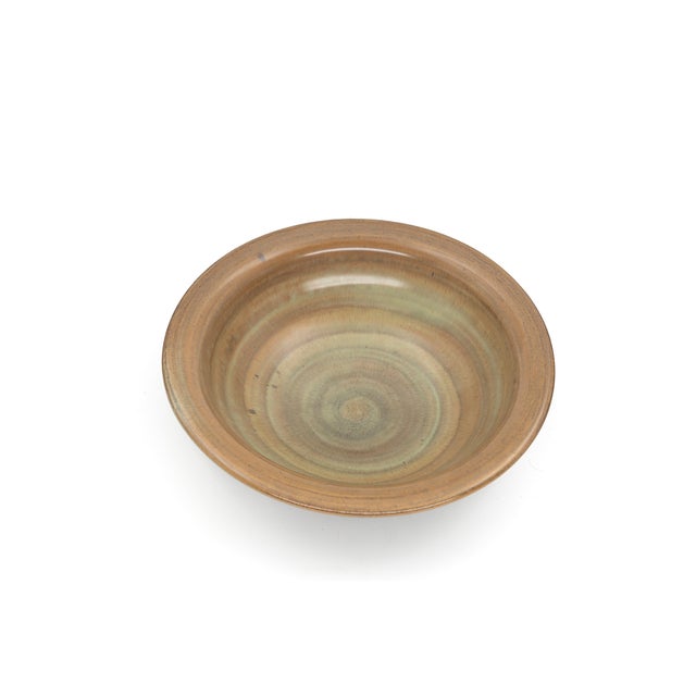 Mid-Century Modern Swedish Bowl by Jan-Axel Jönsson for Röinge Ceramics, in Very Good conditions. Designed 1960 to 1969...