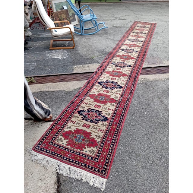 1960s Hand-Knotted Persian Runner Rug with Plant Dyes, 1970 For Sale - Image 5 of 8