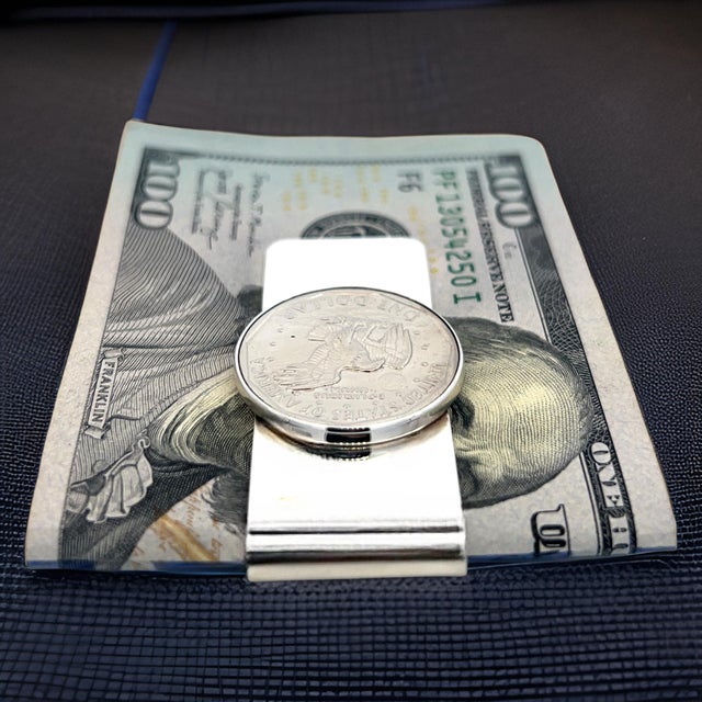 1990s 1990s Tiffany & Co Estate One Dollar Coin Money Clip Sterling Silver For Sale - Image 5 of 10