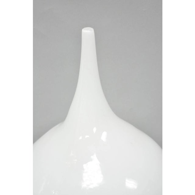 Decorative Modern White Bulbous Art Glass Vessel Vase by Lazy Susan - 2 Pc Set For Sale - Image 11 of 18