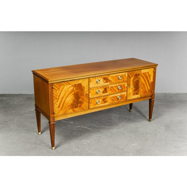 English Style Sideboard in Mahogany For Sale - Image 6 of 14