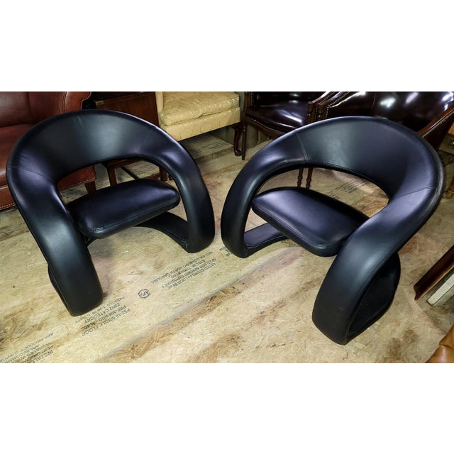 Late 20th Century Pair of Vintage Jaymar Attributed Postmodern Sculptural Cantilever Tongue Chairs For Sale - Image 5 of 7