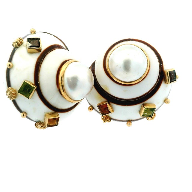 Vintage Maz 14k Gold Conch Shell Mabe Pearl Gemstone Clip Earrings, Pair For Sale - Image 4 of 13