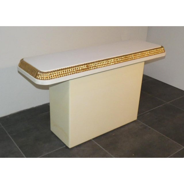 Postmodern Regency Console Table with Ivory and Gold Lacquer Finish in the style of Alain Delon for Maison Jansen, France, 1970s For Sale - Image 3 of 12