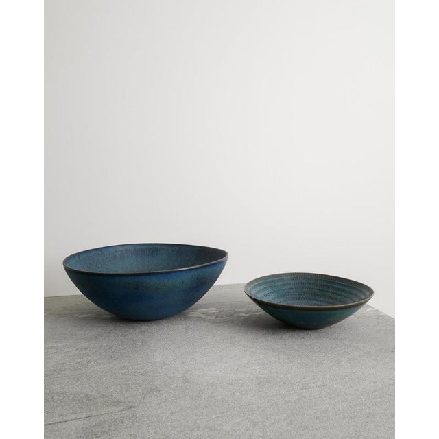 Large Swedish Mid-Century Blue Ceramic Bowl by Stig Lindberg, 1960s For Sale - Image 6 of 8