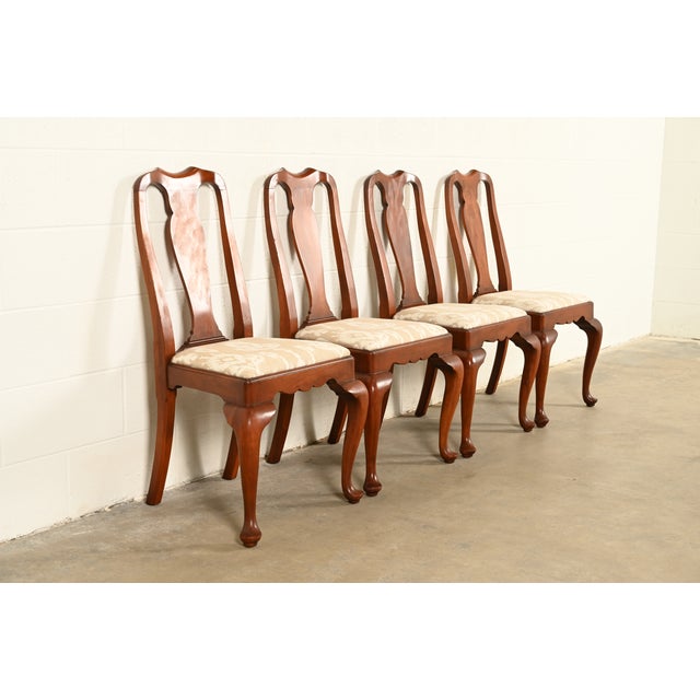 Queen Anne Henkel Harris Queen Anne Solid Cherry Wood Dining Chairs | Set of Four For Sale - Image 3 of 15