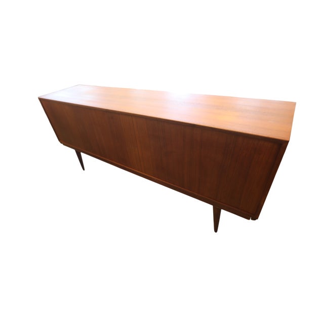 Teak Model 18 Sideboard by Gunni Omann for Omann Jun Møbelfabrik, 1960s For Sale - Image 9 of 14