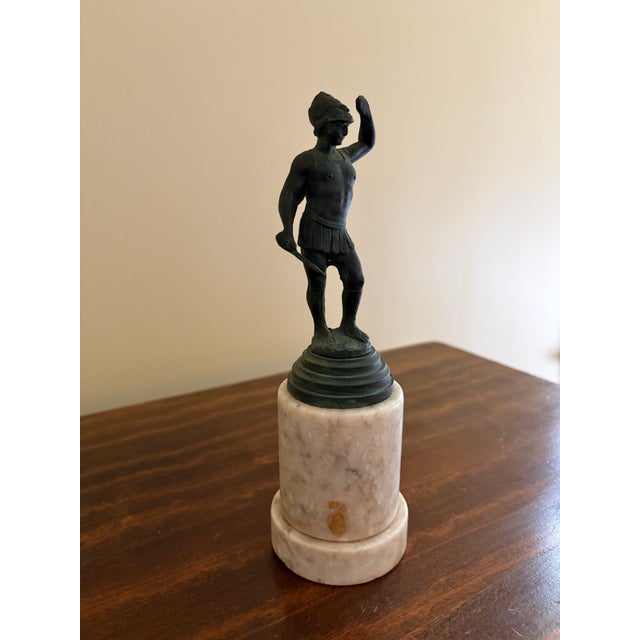 Early 20th Century Grand Tour Style Classical Figure in Brass on Marble Base, Neoclassical Sculpture For Sale - Image 5 of 9