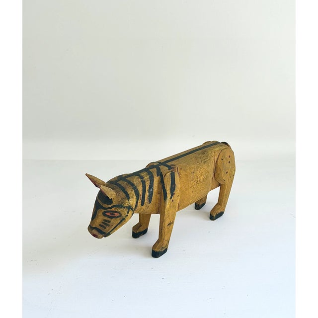 Vintage Guatemalan Wooden Tiger For Sale In New York - Image 6 of 6