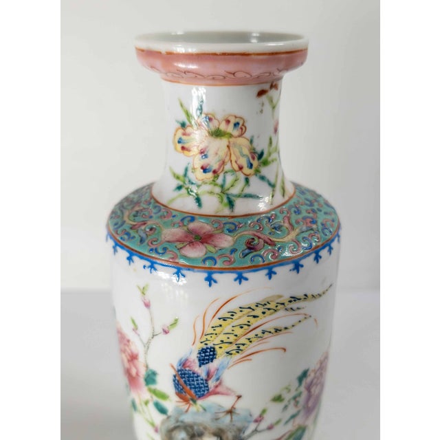 Early 20th Century Chinese Chinoiserie Famille Rose Vase, Late Qing or Republic Period For Sale - Image 9 of 18