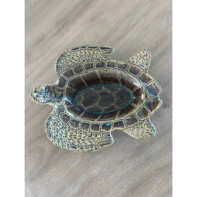 Beautiful hand carved art pottery sea turtle. Finely detailed.