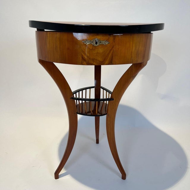 Biedermeier Sewing Table in Cherry Wood, South Germany, 1820 For Sale - Image 10 of 18