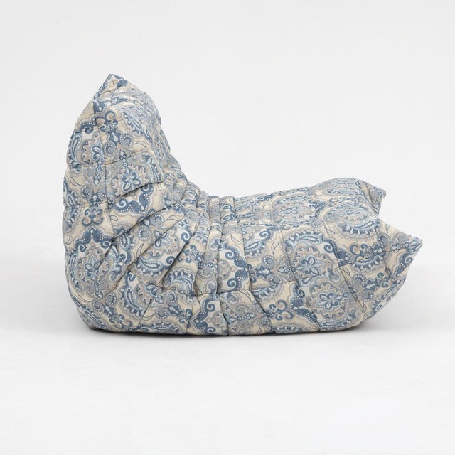 Togo Lounge Chair and Pouf in Pattern Fabric by Michel Ducaroy for Ligne Roset, 1973, Set of 2 For Sale - Image 10 of 18