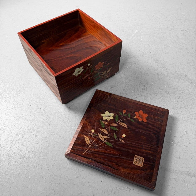 Wood Vintage Japanese Jubako Stacking Box with Floral Decoration, 1970s For Sale - Image 7 of 14