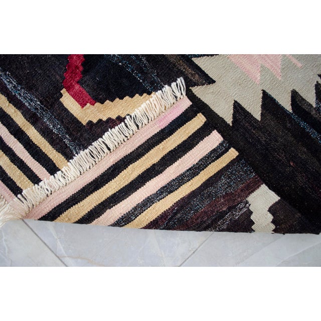 1990s Vintage Turkish Rug Hand Made Flat Weave Area Rug Kilim - 8′8″ X 11′5″ For Sale - Image 13 of 18