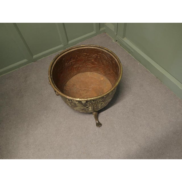 Dutch Embossed Brass Crested Log Bin, 19th Century For Sale - Image 5 of 8