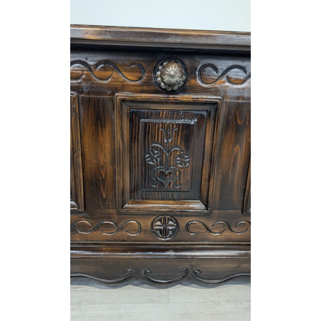 Rustic Rustic Wood Chest from Voglaner, 1968 For Sale - Image 3 of 15