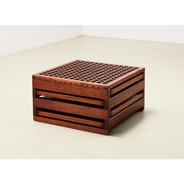 Great coffee table, designed by the French designer Bernard Vuarnesson for Bellato Italy 1980s. A refined and timeless...