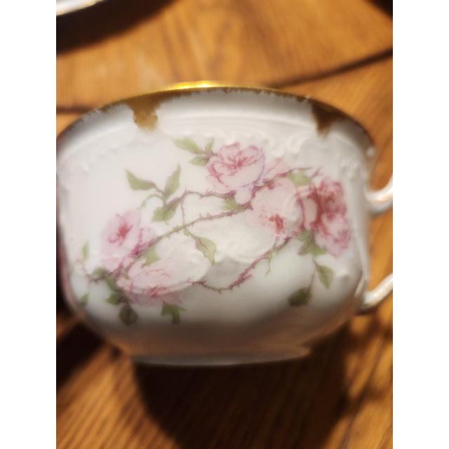 Late 19th Century Victorian Haviland Limoges Baltimore Rose Oversize Breakfast Cup and Saucer Set For Sale In Sacramento - Image 6 of 12