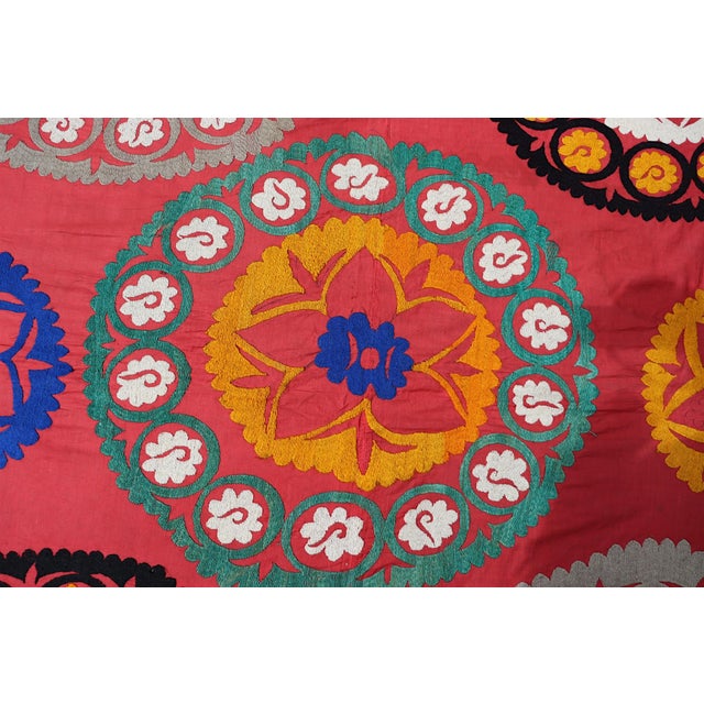 Vintage Hand Embroidered Suzani Wall Hanging, 1920s For Sale - Image 14 of 18